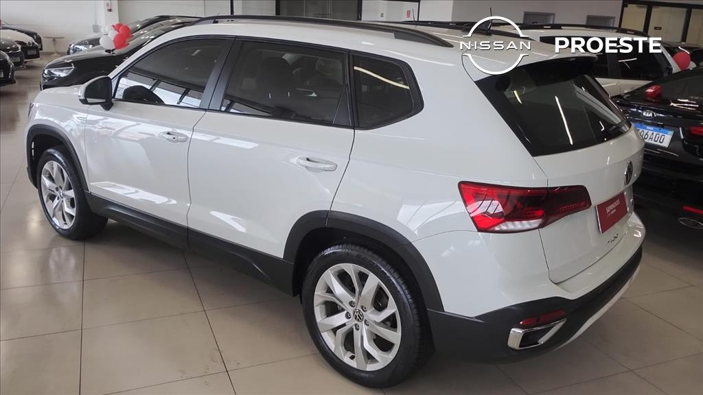 TAOS 1.4 250 TSI TOTAL FLEX COMFORTLINE AUTOMÁTICO4