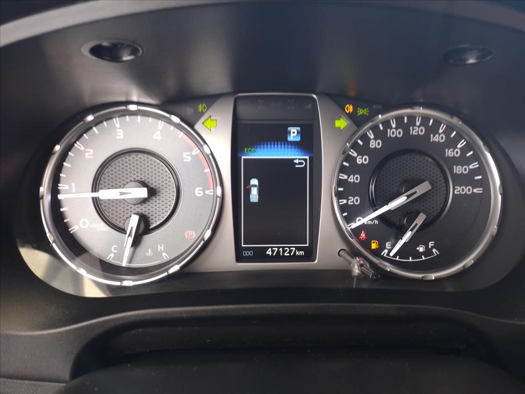 HILUX 2.8 D-4D TURBO DIESEL CD SRV 4X4 AUTOMÁTICO9