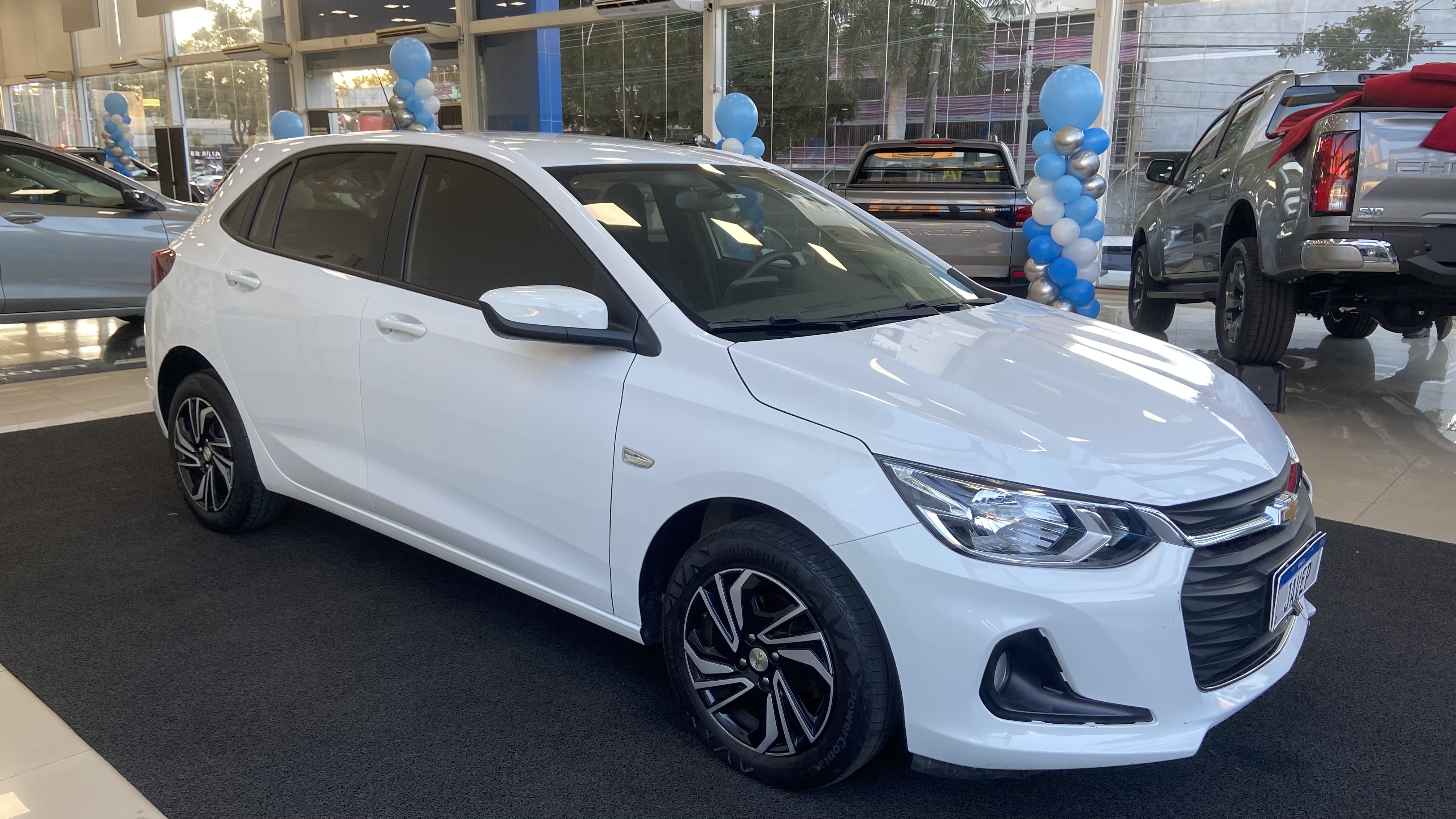 Chevrolet Onix 1.0 Flex LT Manual - foto 3