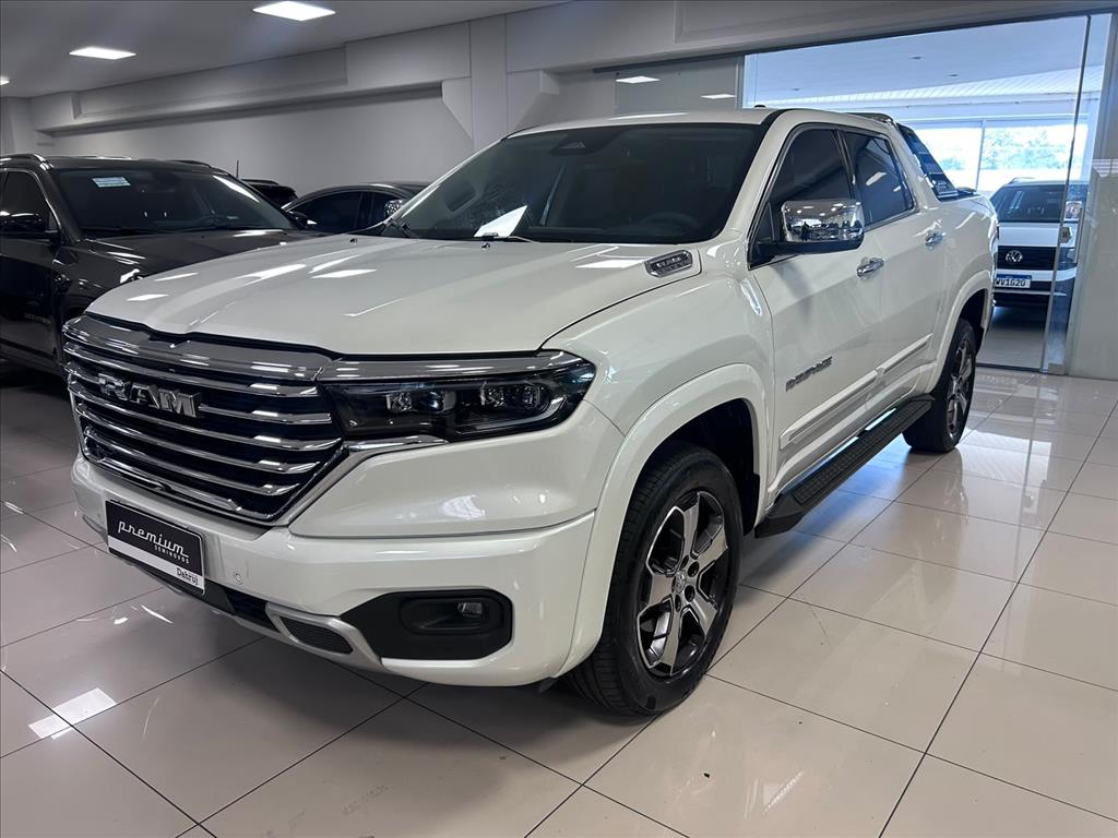 RAMPAGE 2.0 TURBO DIESEL LARAMIE 4X4 AUTOMÁTICO
