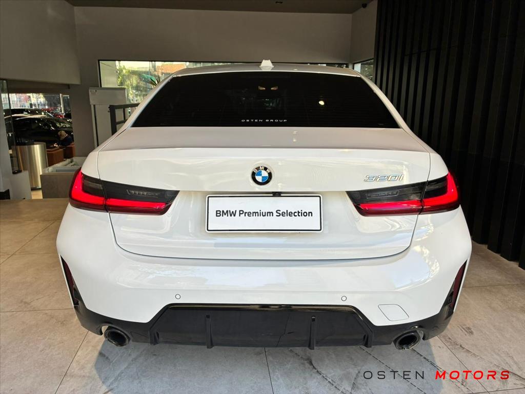BMW-320i-2.0 16V TURBO FLEX M SPORT AUTOMÁTICO