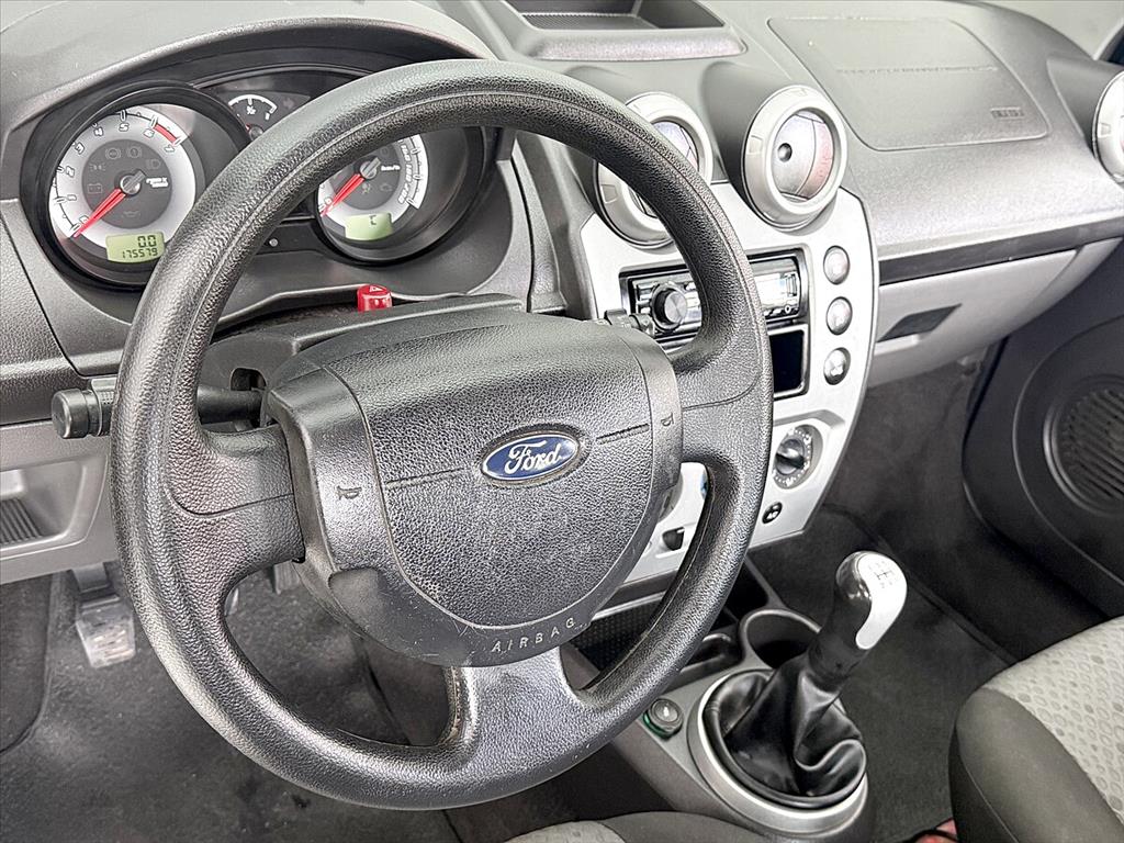 Ford Fiesta - 1.6 MPI CLASS HATCH 8V FLEX 4P MANUAL