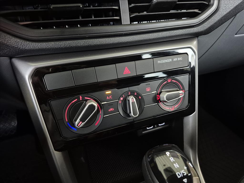 T-CROSS 1.0 200 TSI TOTAL FLEX SENSE AUTOMÁTICO12