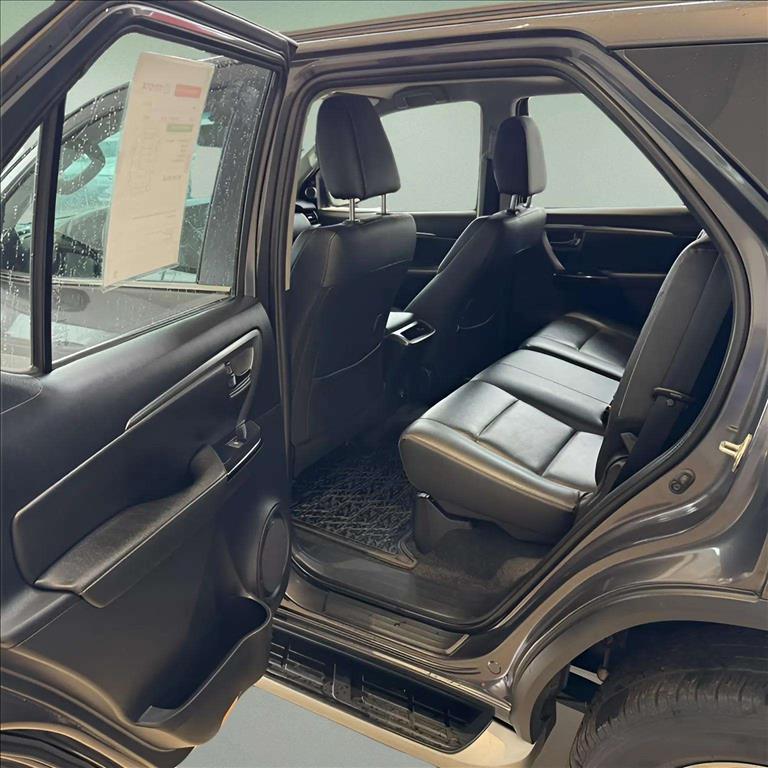 HILUX SW4 2.8 D-4D TURBO DIESEL SRX 4X4 AUTOMÁTICO14