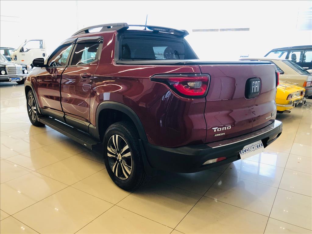 TORO 1.3 TURBO 270 FLEX FREEDOM AT65