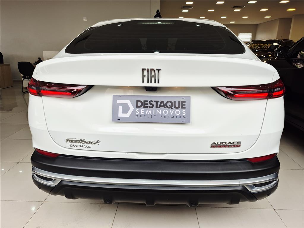 Foto ilustrativa do carro