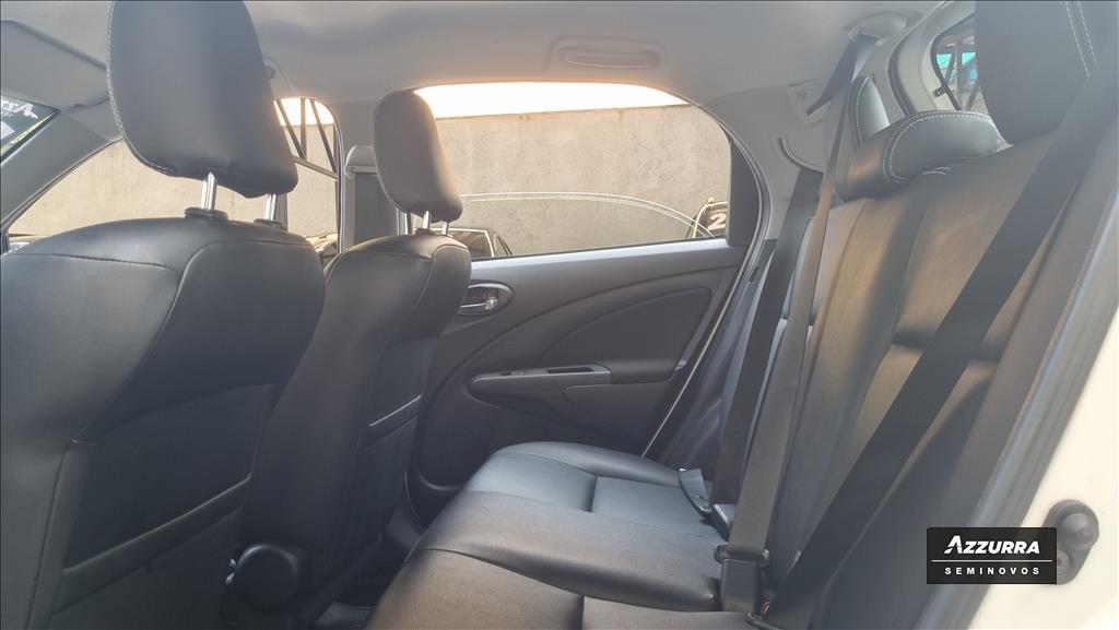 ETIOS 1.5 XLS 16V FLEX 4P AUTOMÁTICO11
