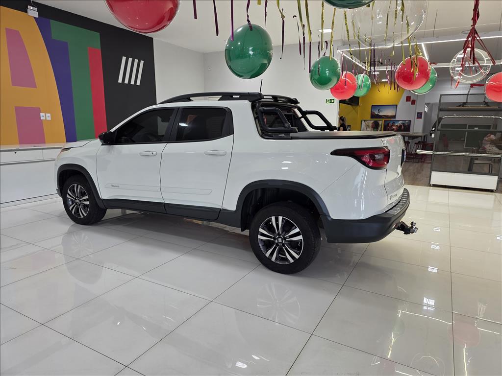 TORO 1.3 TURBO 270 FLEX FREEDOM AT63