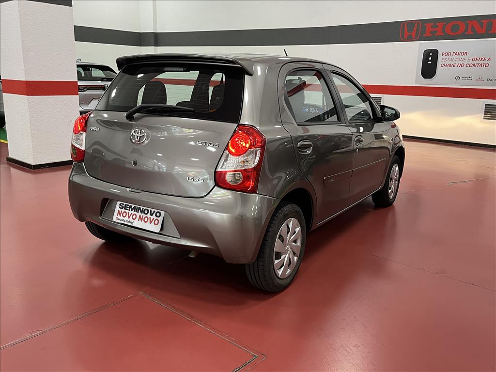 ETIOS 1.5 XS 16V FLEX 4P AUTOMÁTICO5