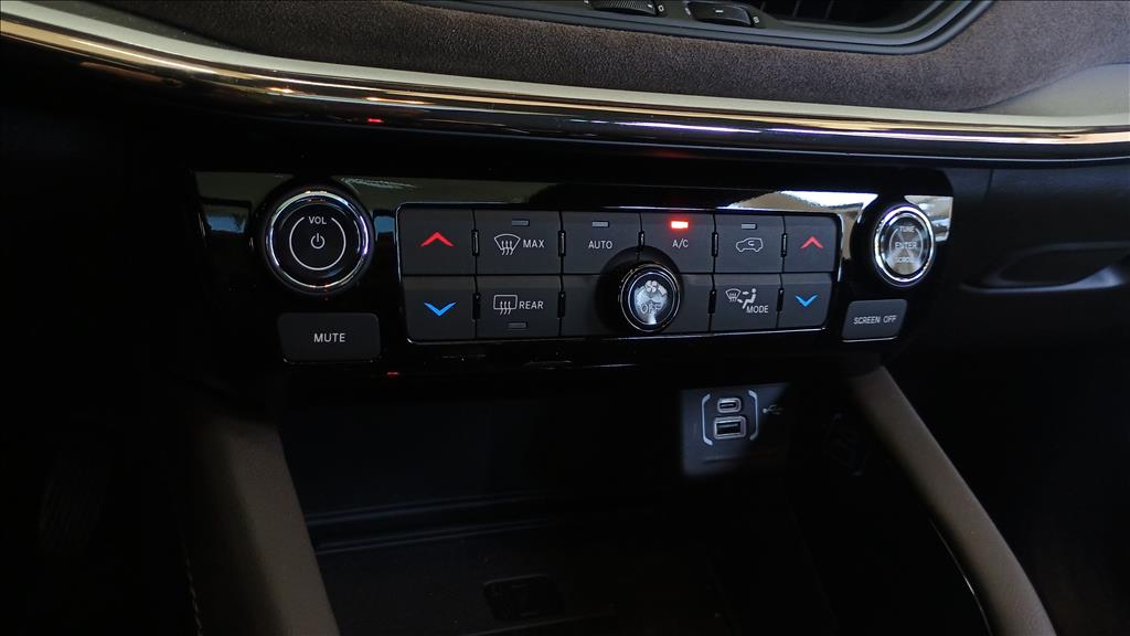 COMMANDER 2.0 HURRICANE 4 TURBO GASOLINA OVERLAND AT913