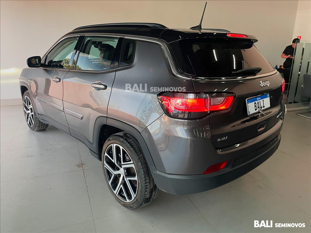 COMPASS 1.3 T270 TURBO FLEX LIMITED AT65