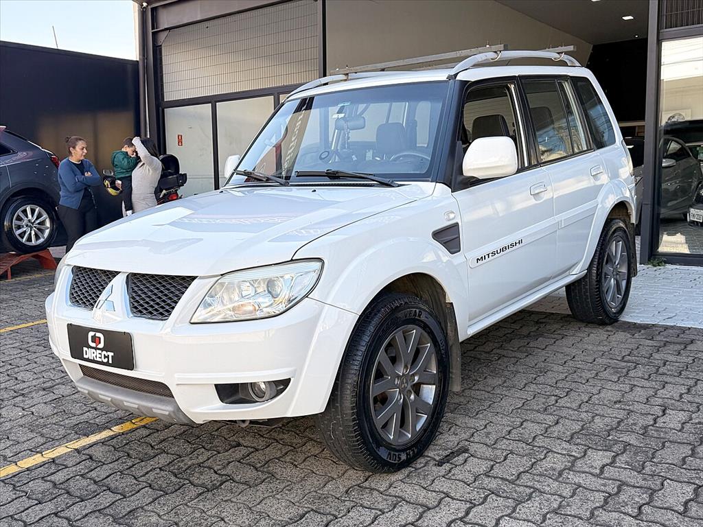 Mitsubishi Pajero Tr4 - 2.0 4X2 16V 140CV FLEX 4P AUTOMÁTICO