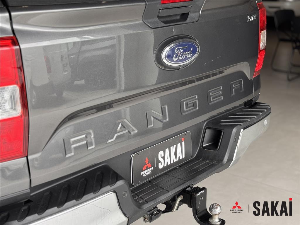 Ford-RANGER-3.0 V6 TURBO DIESEL CD XLT 4X4 AUTOMÁTICO