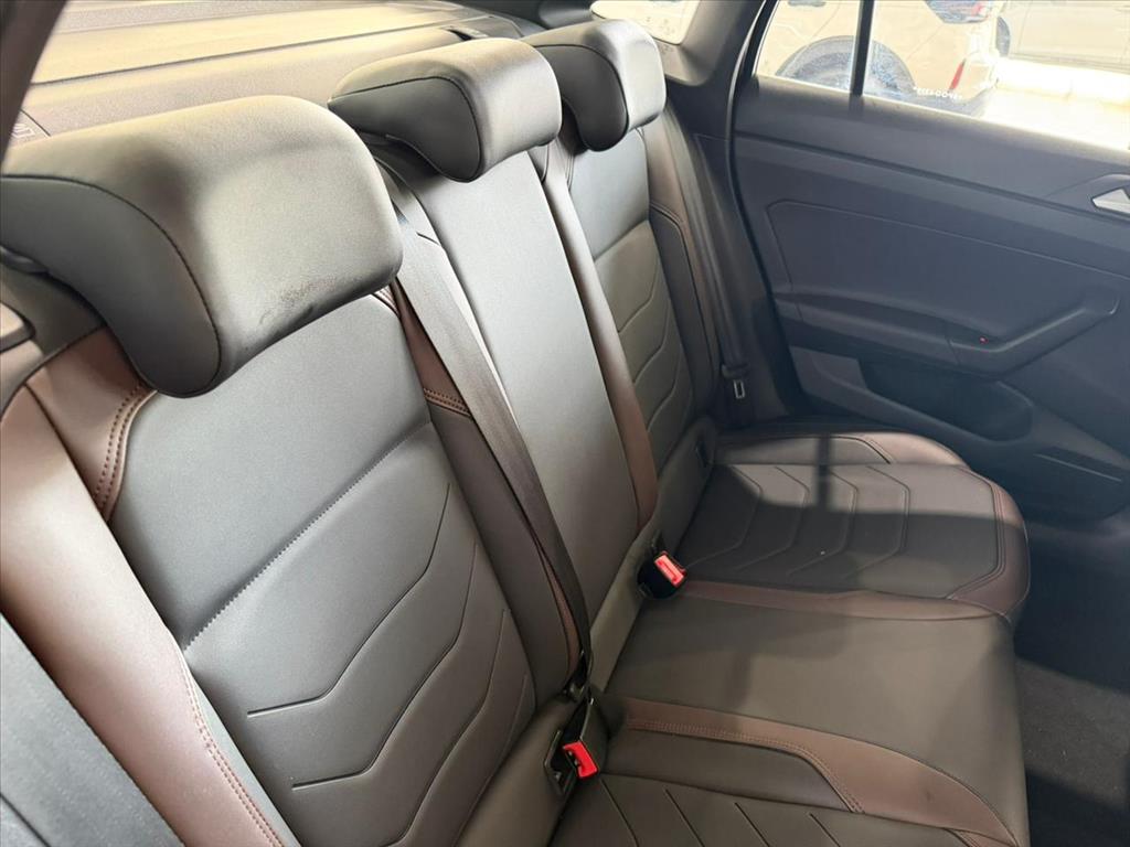 VIRTUS 1.0 200 TSI HIGHLINE AUTOMÁTICO8