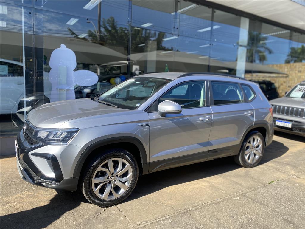 TAOS 1.4 250 TSI TOTAL FLEX COMFORTLINE AUTOMÁTICO1