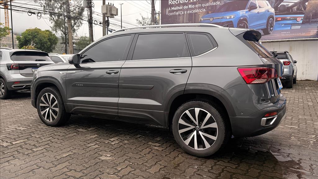 TAOS 1.4 250 TSI TOTAL FLEX HIGHLINE AUTOMÁTICO2