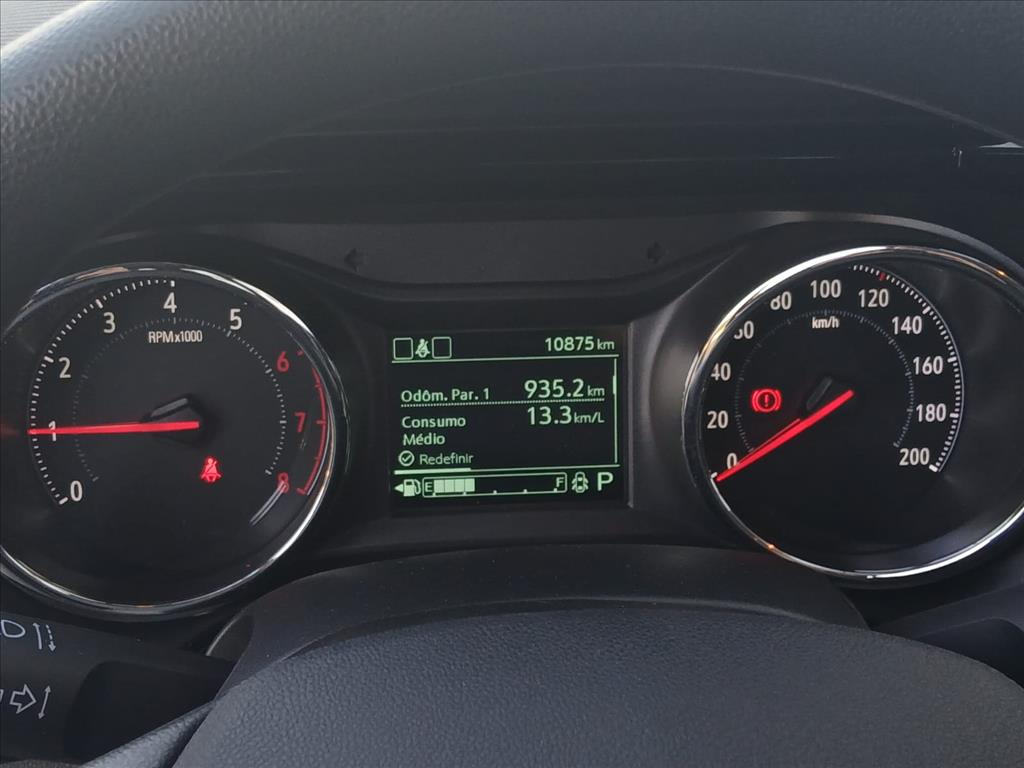 TRACKER 1.0 TURBO FLEX PRO AUTOMÁTICO3