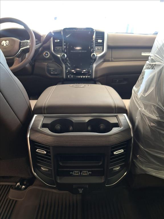 2500 6.7 I6 TURBO DIESEL LARAMIE CD 4X4 AUTOMÁTICO7