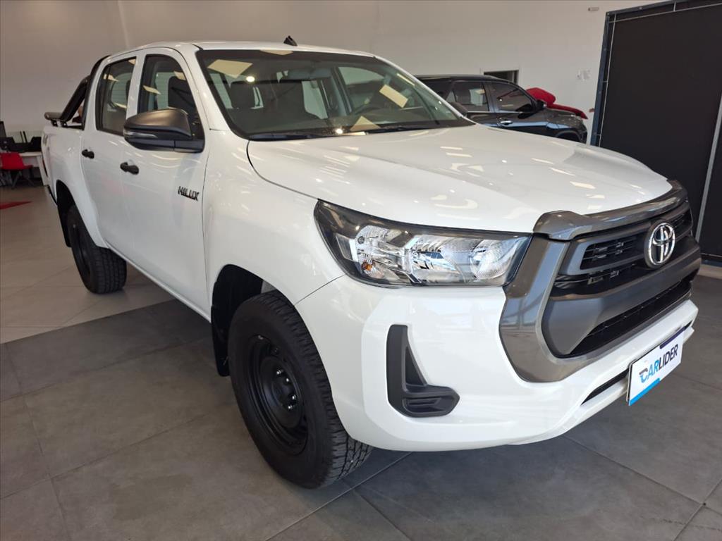 HILUX 2.8 D-4D TURBO DIESEL CD SRX 4X4 AUTOMÁTICO2