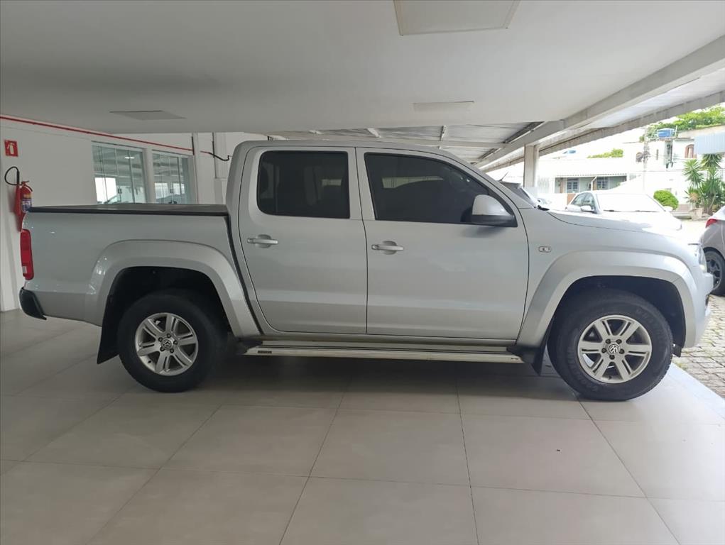 AMAROK 2.0 TRENDLINE 4X4 CD 16V TURBO INTERCOOLER DIESEL 4P AUTOMÁTICO1