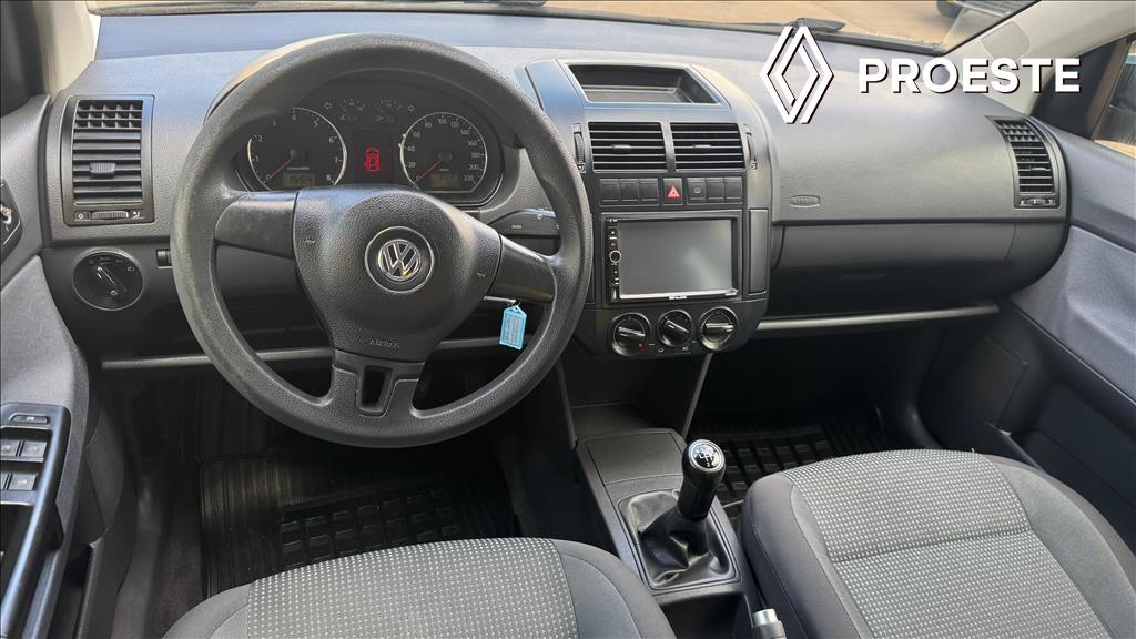 POLO SEDAN 1.6 MI 8V FLEX 4P MANUAL