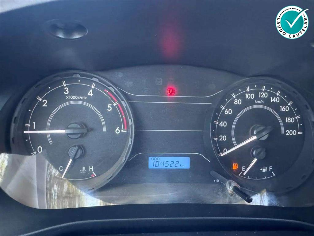 HILUX 2.8 D-4D TURBO DIESEL CD POWER PACK 4X4 MANUAL8