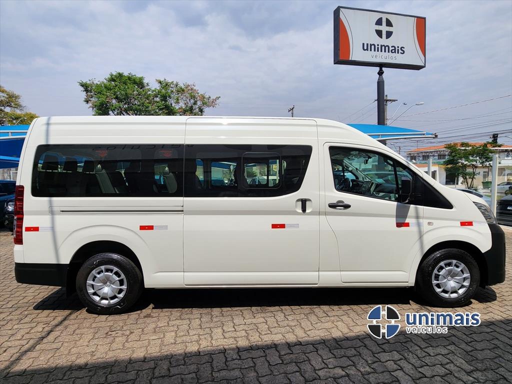 TOYOTA HIACE 2.8 D-4D TURBO DIESEL MINIBUS 15+1 DX AUTOMÁTICO — foto 10