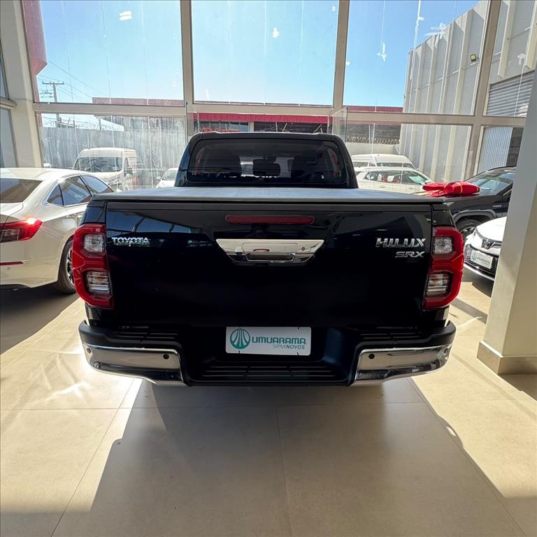 HILUX 2.8 D-4D TURBO DIESEL CD SRX 4X4 AUTOMÁTICO5