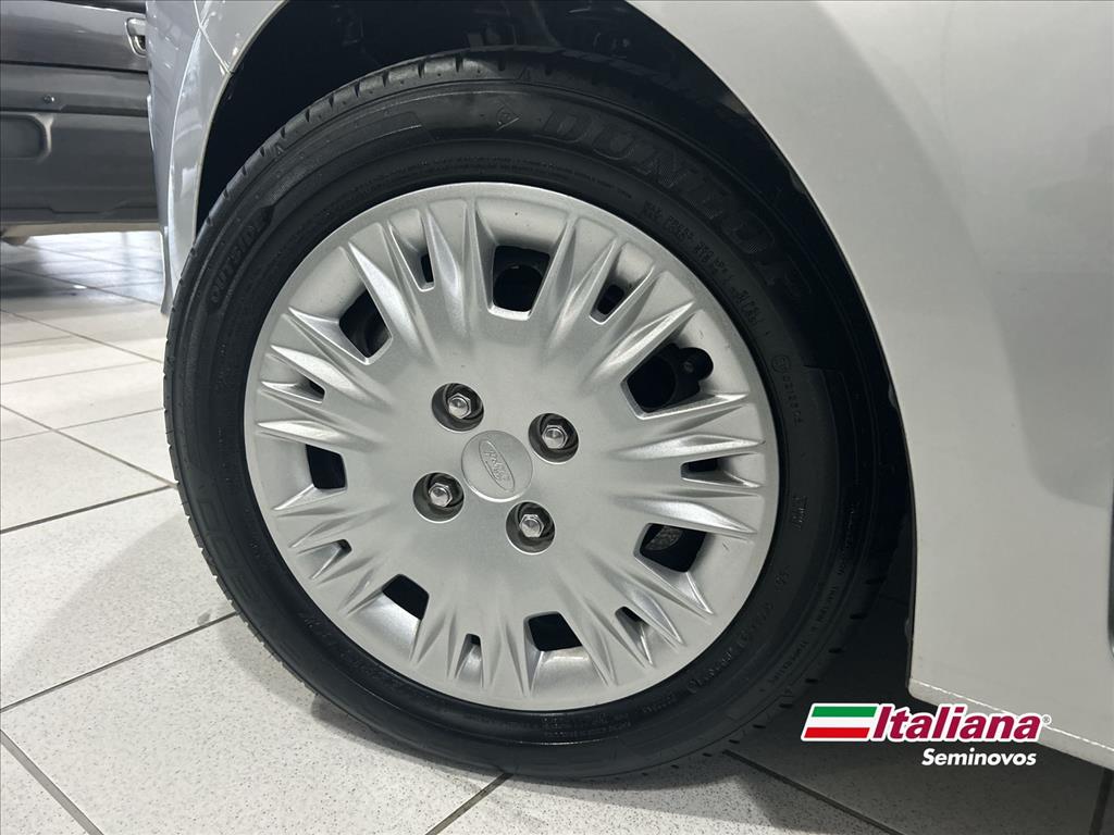 KA 1.5 TI-VCT FLEX SE PLUS AUTOMÁTICO4