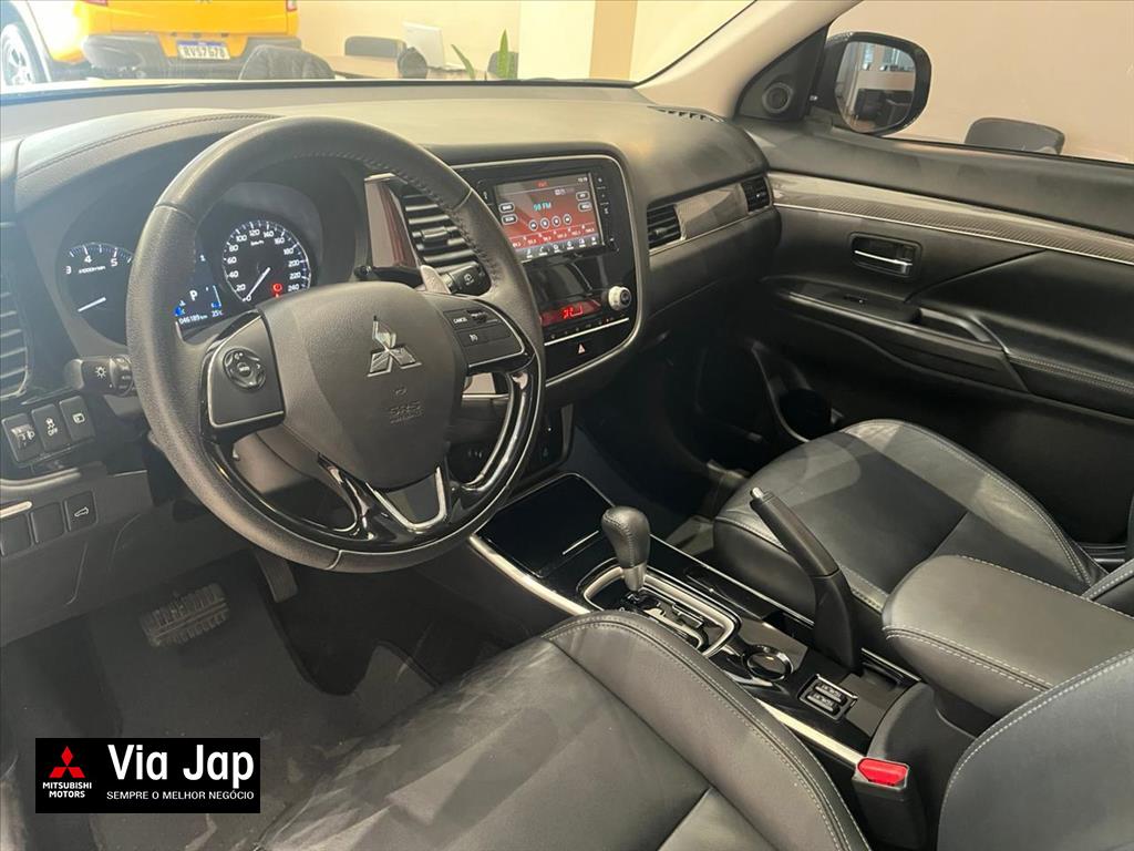 Mitsubishi-OUTLANDER-2.0 MIVEC GASOLINA HPE AUTOMÁTICO