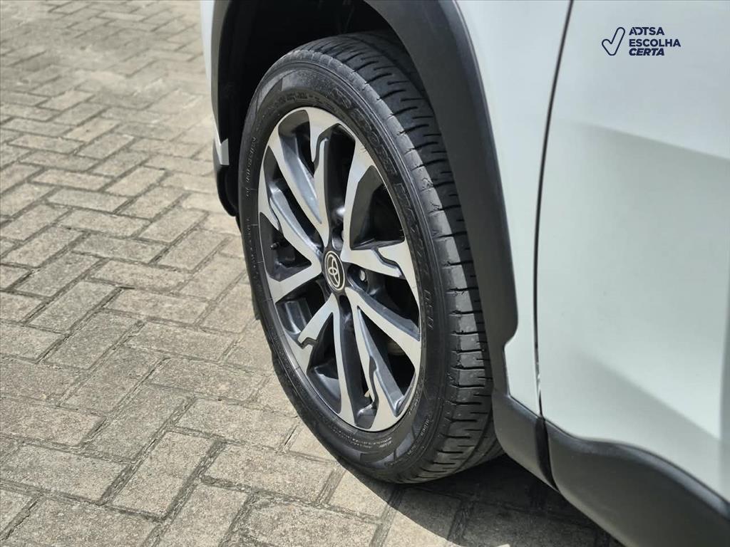 Toyota COROLLA CROSS 2024