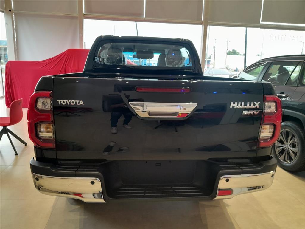 HILUX 2.8 D-4D TURBO DIESEL CD SRV 4X4 AUTOMÁTICO4