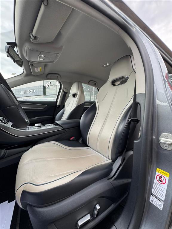 KING 1.5 DM-I PHEV GS AUTOMÁTICO6