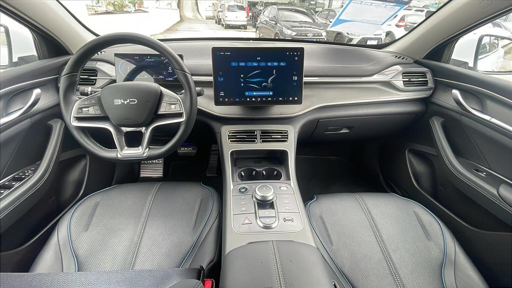 KING 1.5 DM-I PHEV GS AUTOMÁTICO9