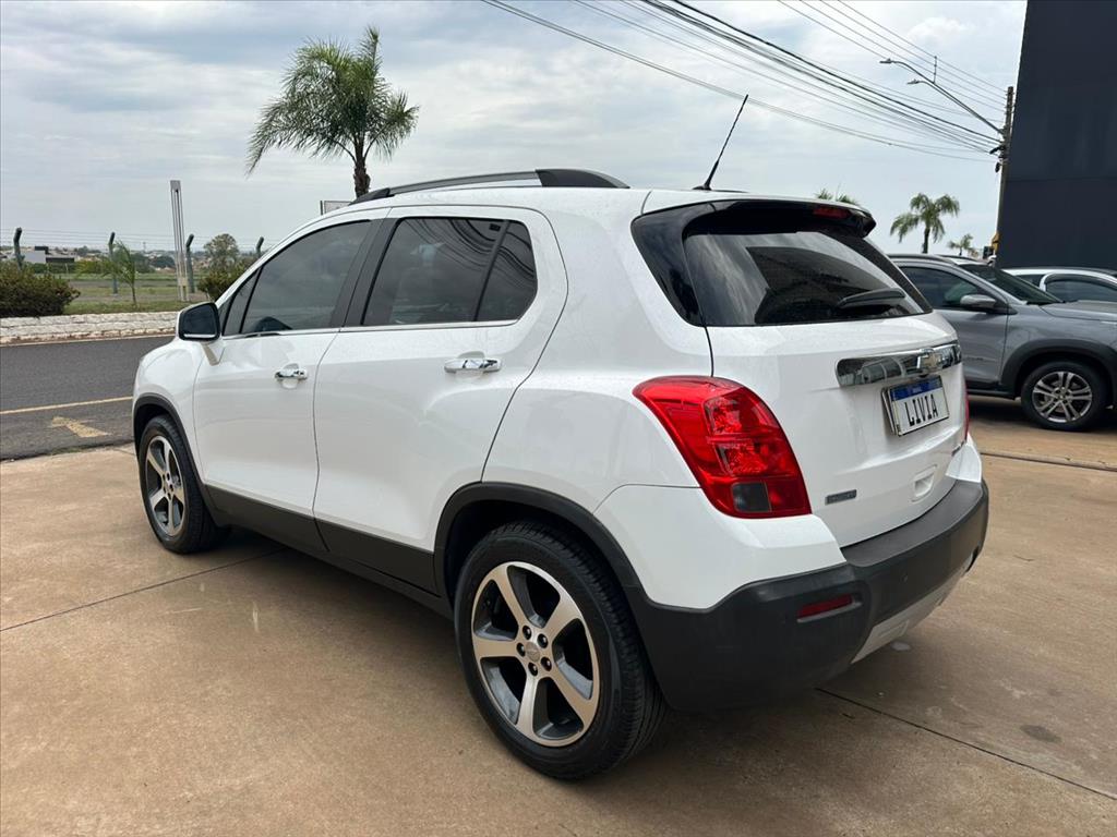 TRACKER 1.8 MPFI LTZ 4X2 16V FLEX 4P AUTOMÁTICO TRACKER 1.8 MPFI LTZ 4X2 16V FLEX 4P AUTOMÁTICO