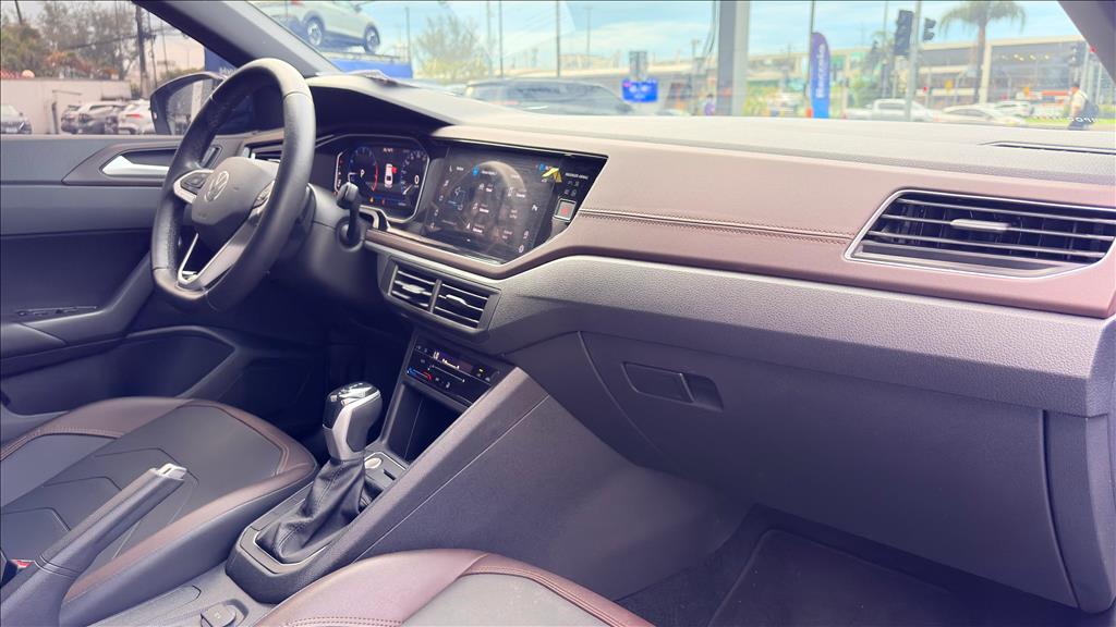 VIRTUS 1.0 200 TSI HIGHLINE AUTOMÁTICO10