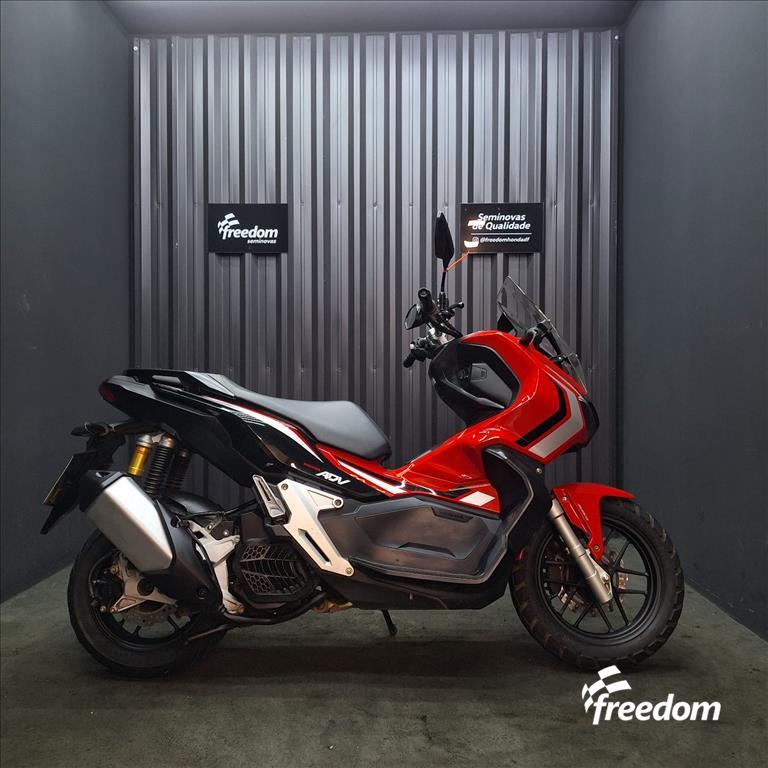 Moto HONDA do modelo ADV ADV 2023/2023