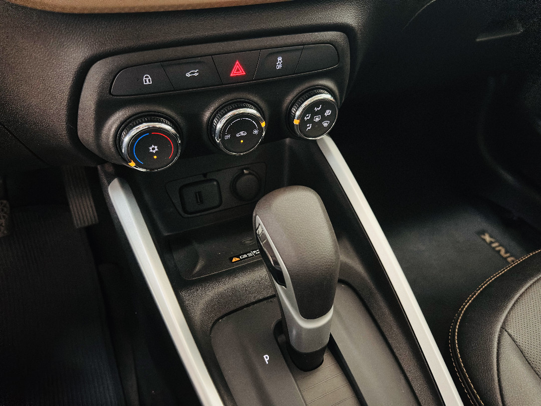 ONIX 1.0 TURBO FLEX PREMIER AUTOMÁTICO12