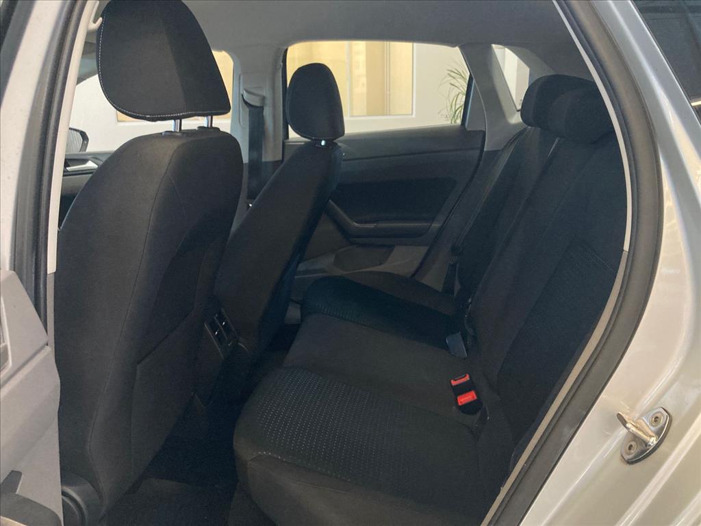 POLO 1.0 200 TSI COMFORTLINE AUTOMÁTICO9 POLO 1.0 200 TSI COMFORTLINE AUTOMÁTICO9