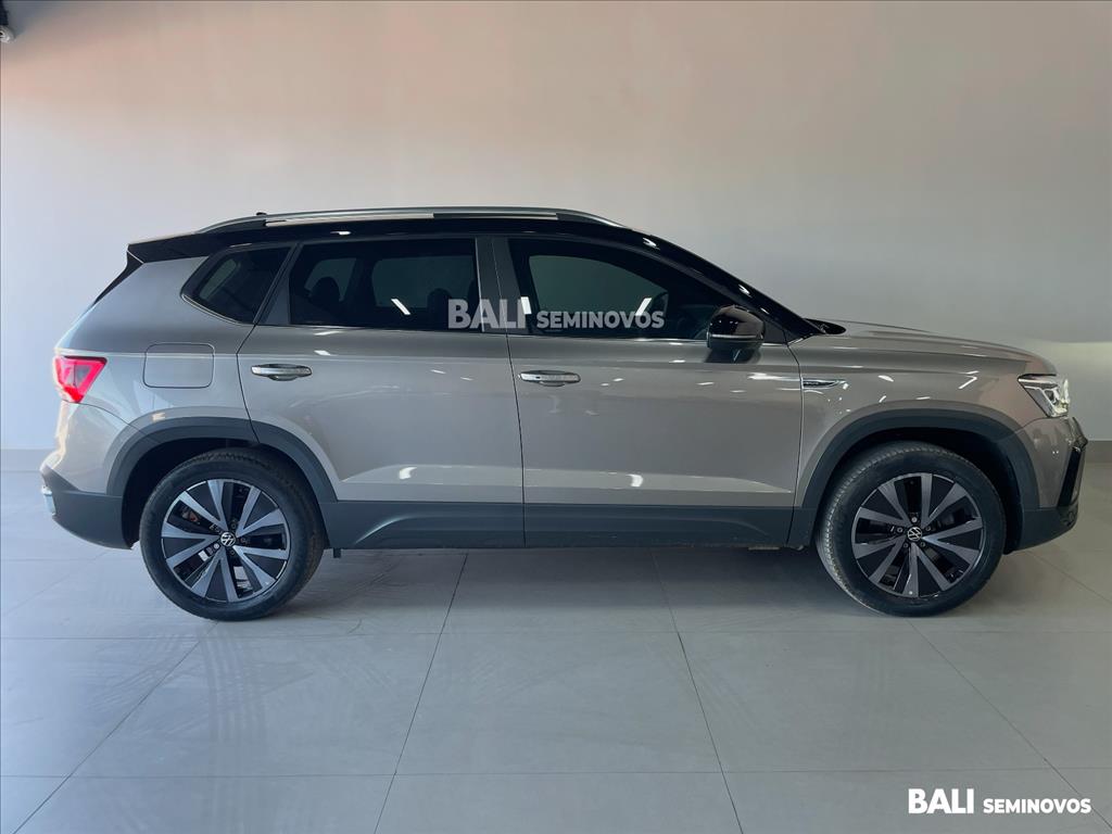 TAOS 1.4 250 TSI TOTAL FLEX HIGHLINE AUTOMÁTICO4