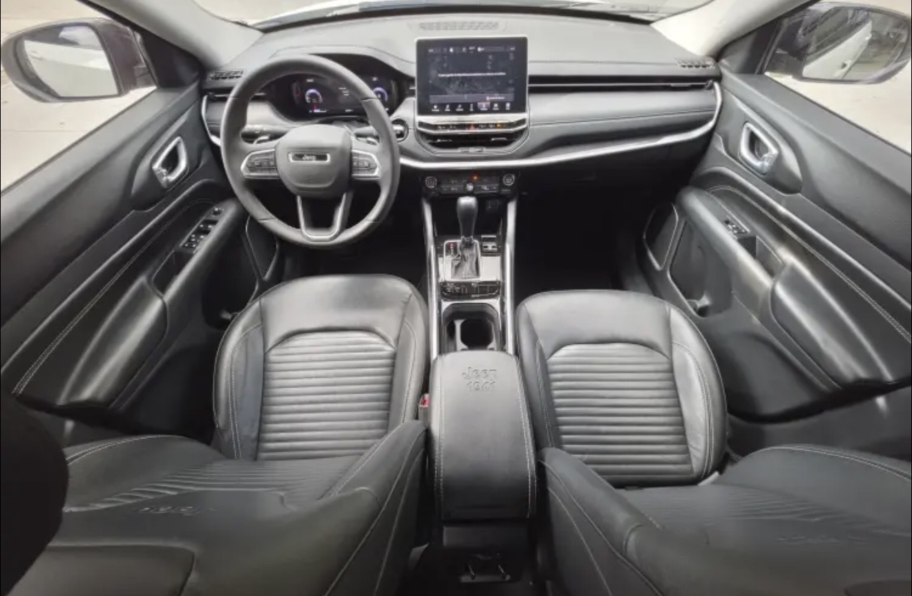 COMMANDER 1.3 T270 TURBO FLEX LONGITUDE AT67