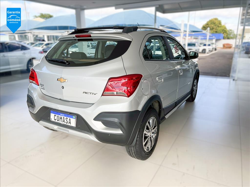 ONIX 1.4 MPFI ACTIV 8V FLEX 4P AUTOMÁTICO7