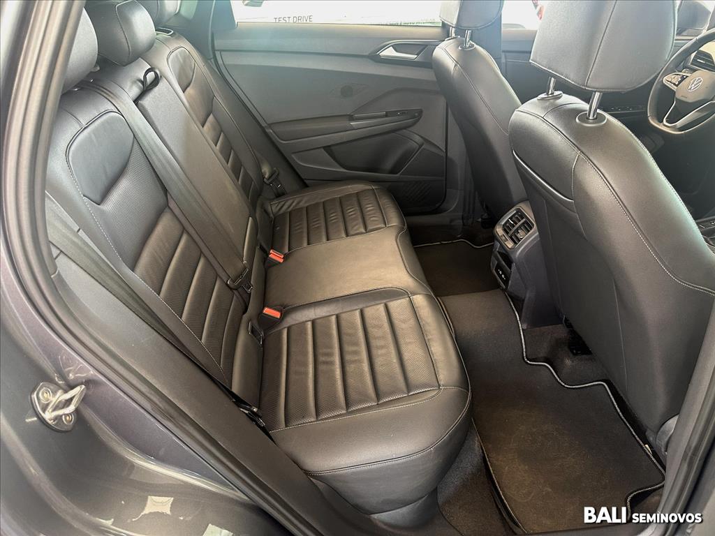 TAOS 1.4 250 TSI TOTAL FLEX HIGHLINE AUTOMÁTICO13