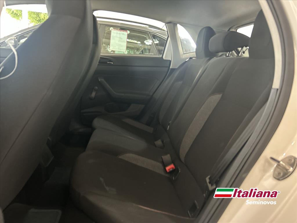 POLO 1.0 MPI TRACK MANUAL9