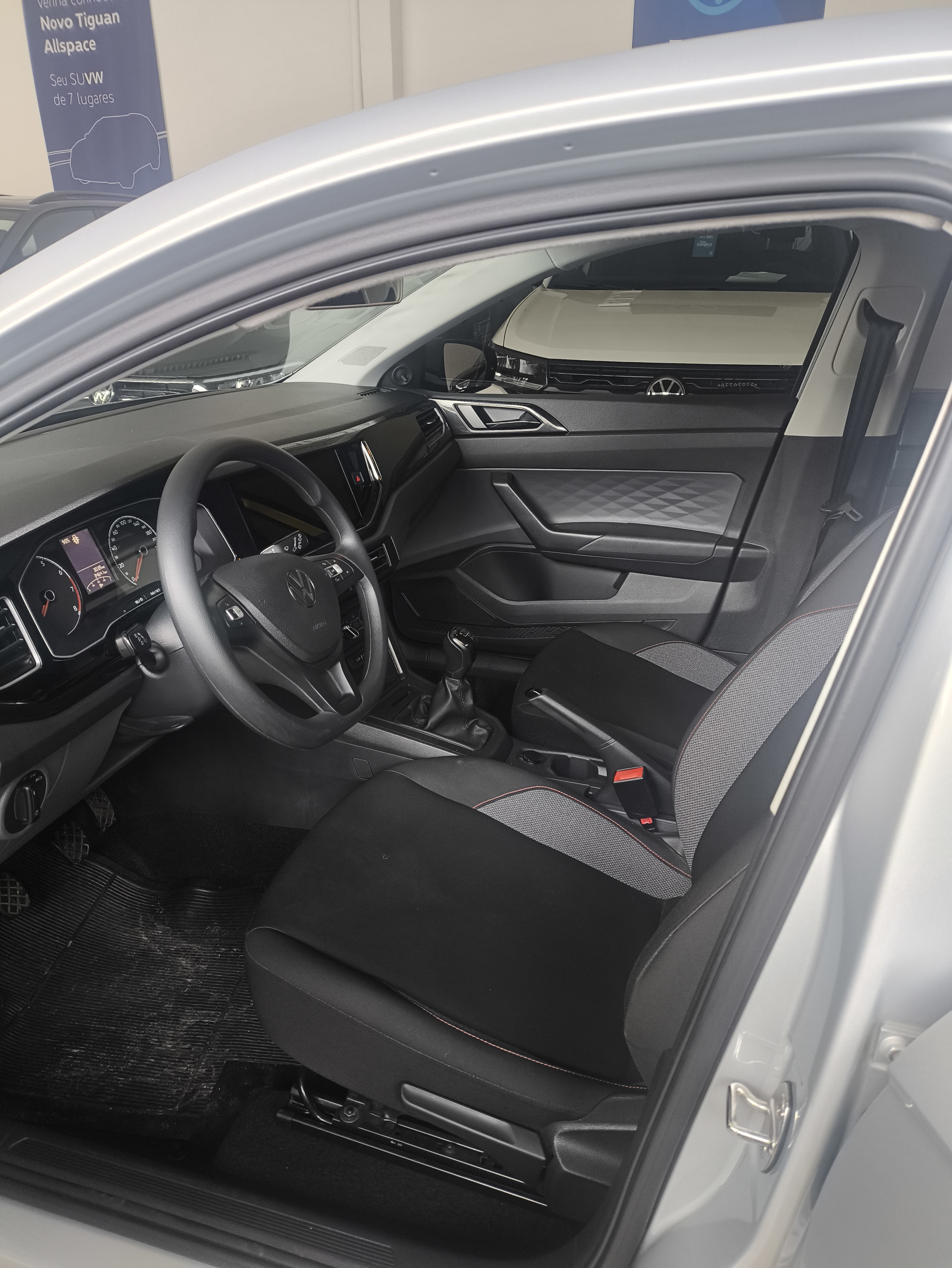 POLO 1.0 MPI TRACK MANUAL9