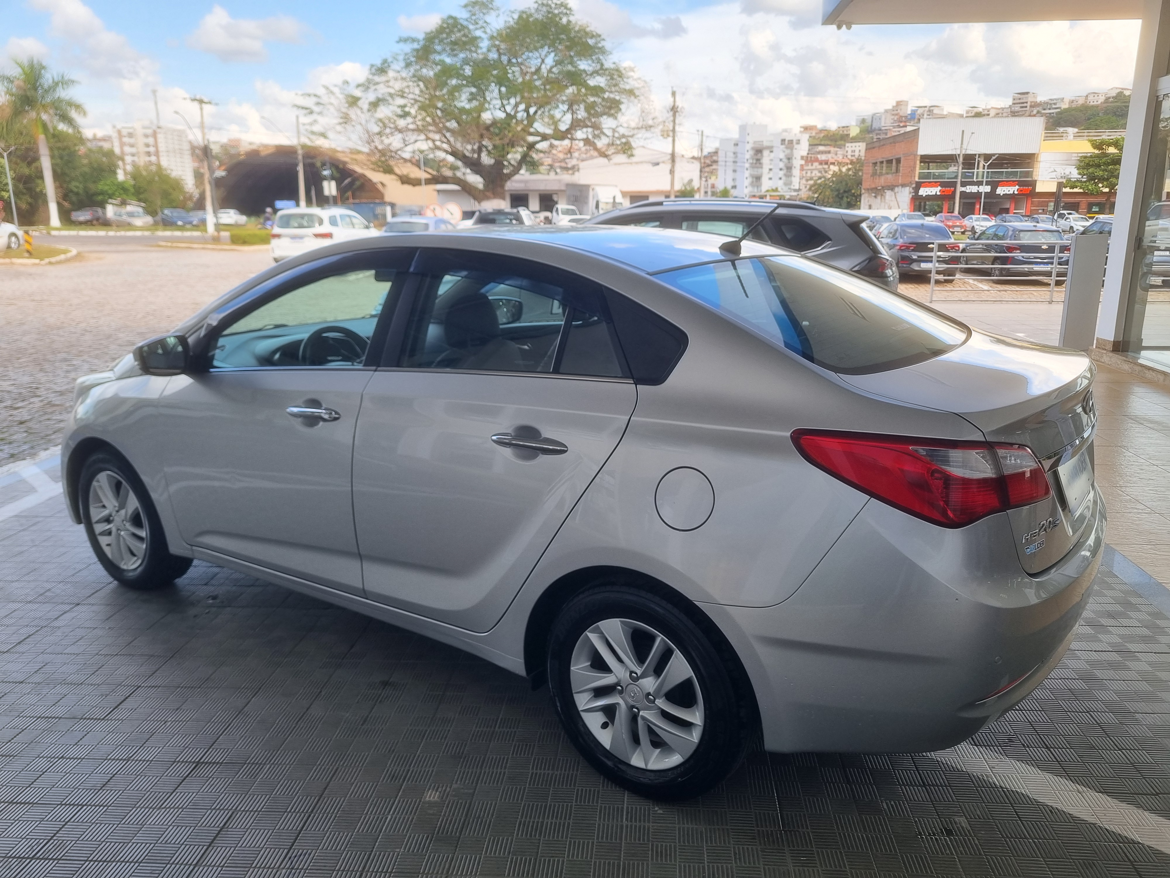 HB20S 1.6 PREMIUM 16V FLEX 4P AUTOMÁTICO1