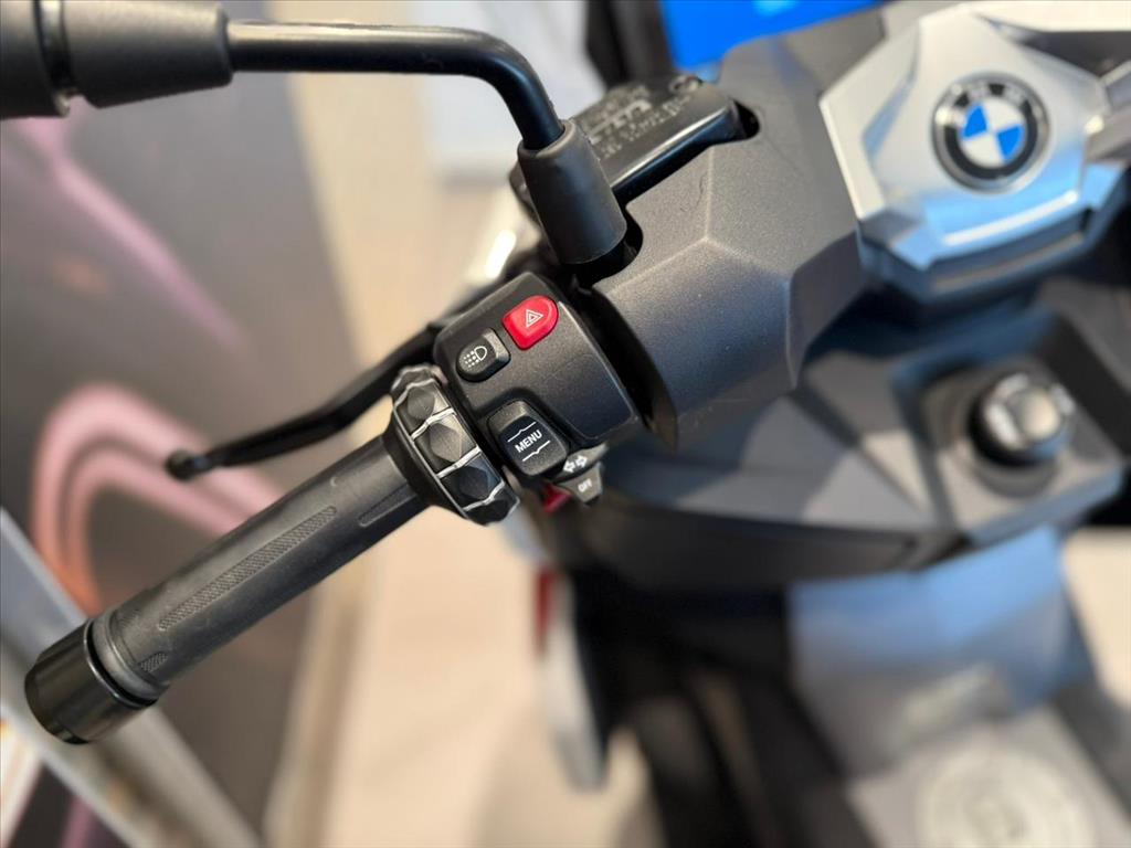 BMW Motorrad-C-400 X SPORT