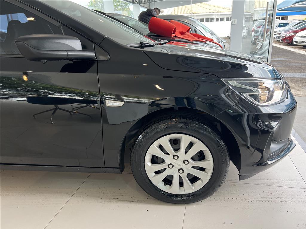 ONIX PLUS 1.0 TURBO FLEX AUTOMÁTICO4