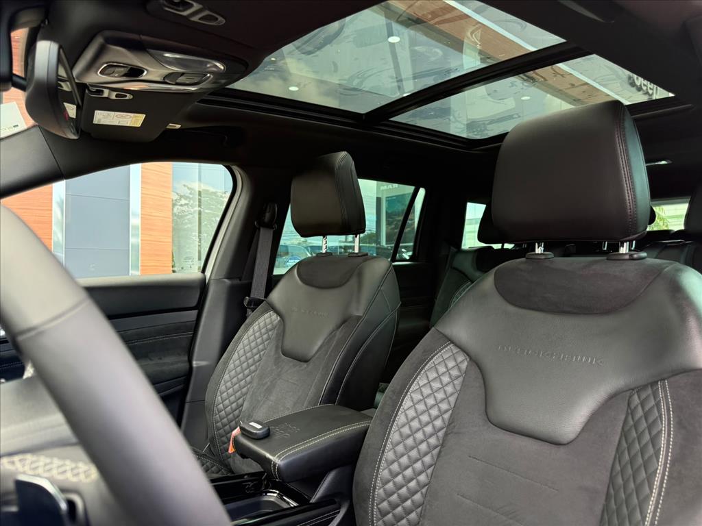 Jeep-COMMANDER-2.0 HURRICANE 4 TURBO GASOLINA BLACKHAWK AT9