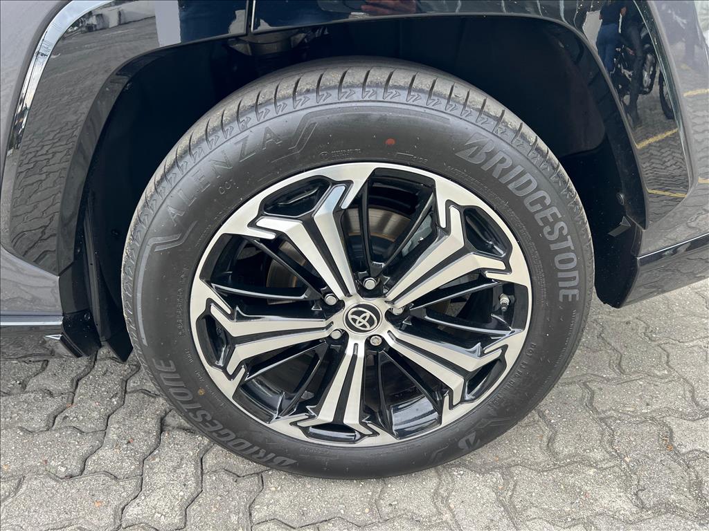 RAV4 2.5 VVT-IE PHEV SXE AWD CVT7